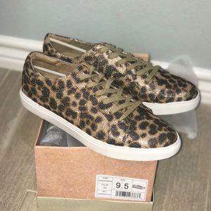 NIB Leopard Sneakers 9.5
